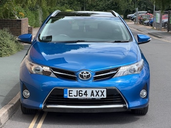 Used Toyota Auris 2014 for sale - 79358102: Photo