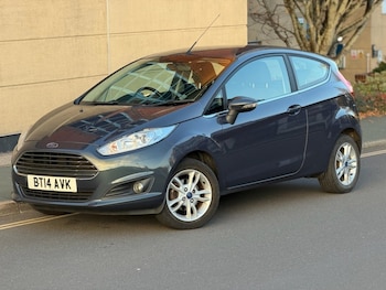 2014 (14) - 1.25 82 Zetec 3dr
