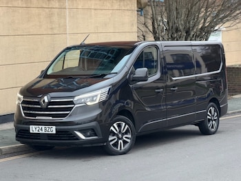 Used Renault Trafic 2024 for sale - 77065263: Photo