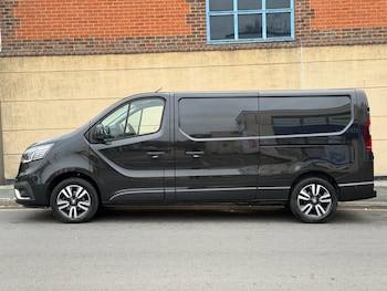 Used Renault Trafic 2024 for sale - 77065263: Photo