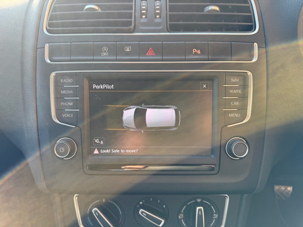 Used Volkswagen Polo 2015 for sale - 77967430: Photo 18