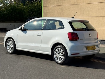 Used Volkswagen Polo 2015 for sale - 77967430: Photo