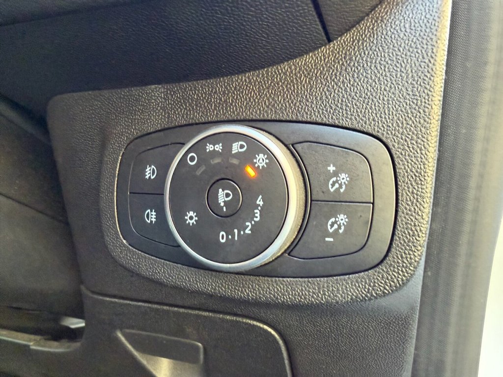 Used Ford Fiesta 2018 for sale - 76570269: Photo 10