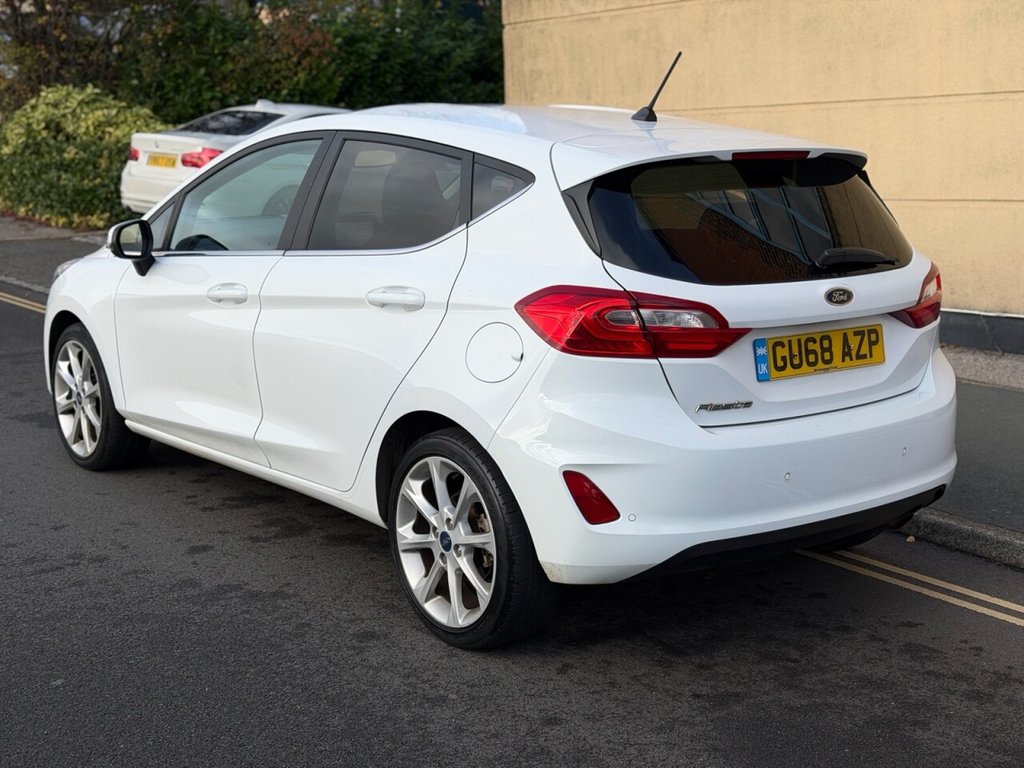 Used Ford Fiesta 2018 for sale - 76570269: Photo 4