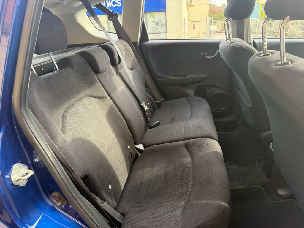 Used Honda Jazz 2010 for sale - 77636689: Photo 10