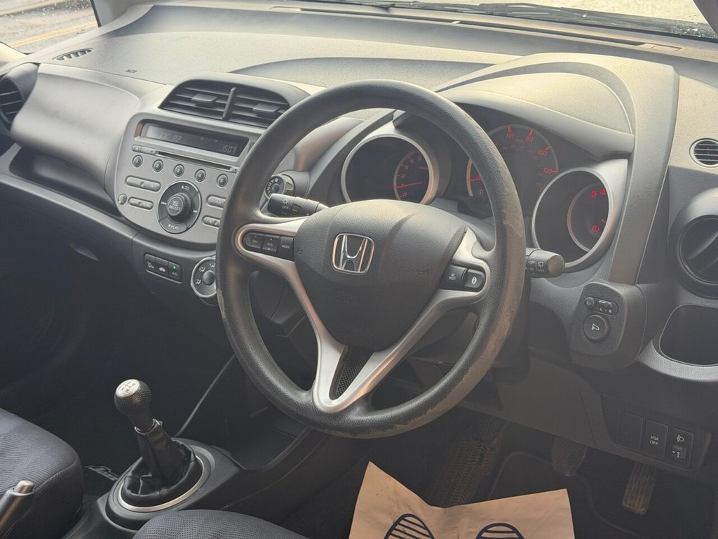Used Honda Jazz 2010 for sale - 77636689: Photo 12