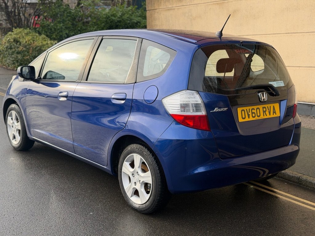 Used Honda Jazz 2010 for sale - 77636689: Photo 15