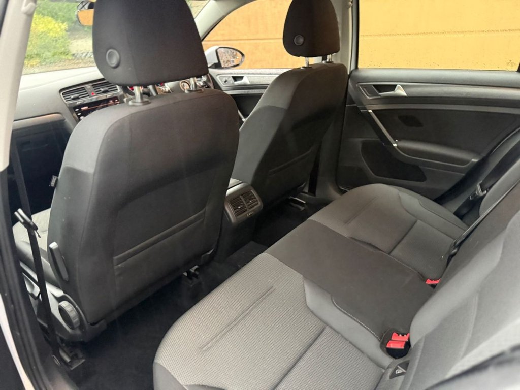 Used Volkswagen Golf 2017 for sale - 77212538: Photo 10