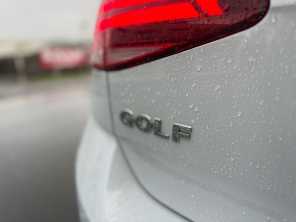 Used Volkswagen Golf 2017 for sale - 77212538: Photo 11