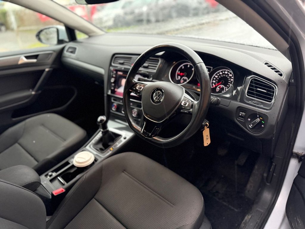 Used Volkswagen Golf 2017 for sale - 77212538: Photo 12