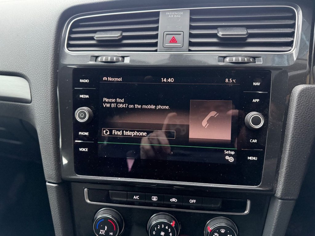 Used Volkswagen Golf 2017 for sale - 77212538: Photo 21