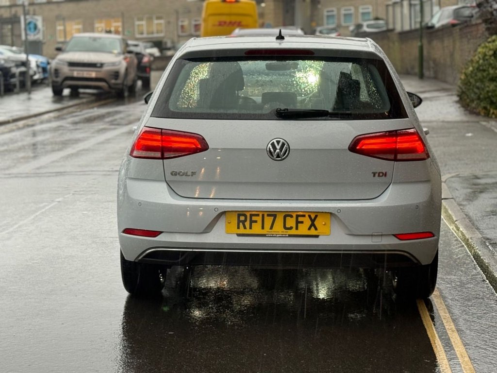 Used Volkswagen Golf 2017 for sale - 77212538: Photo 5