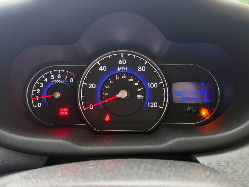 Used Hyundai i10 2013 for sale - 77507368: Photo 16