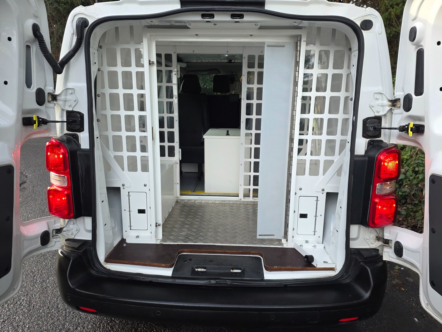 Used Peugeot Expert 2022 for sale - 75776296: Photo 17