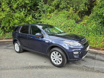 Used Land Rover Discovery Sport 2016 for sale - 75673044: Photo
