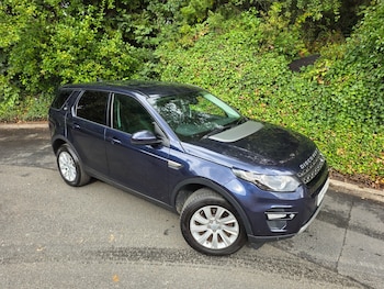 Used Land Rover Discovery Sport 2016 for sale - 75673044: Photo