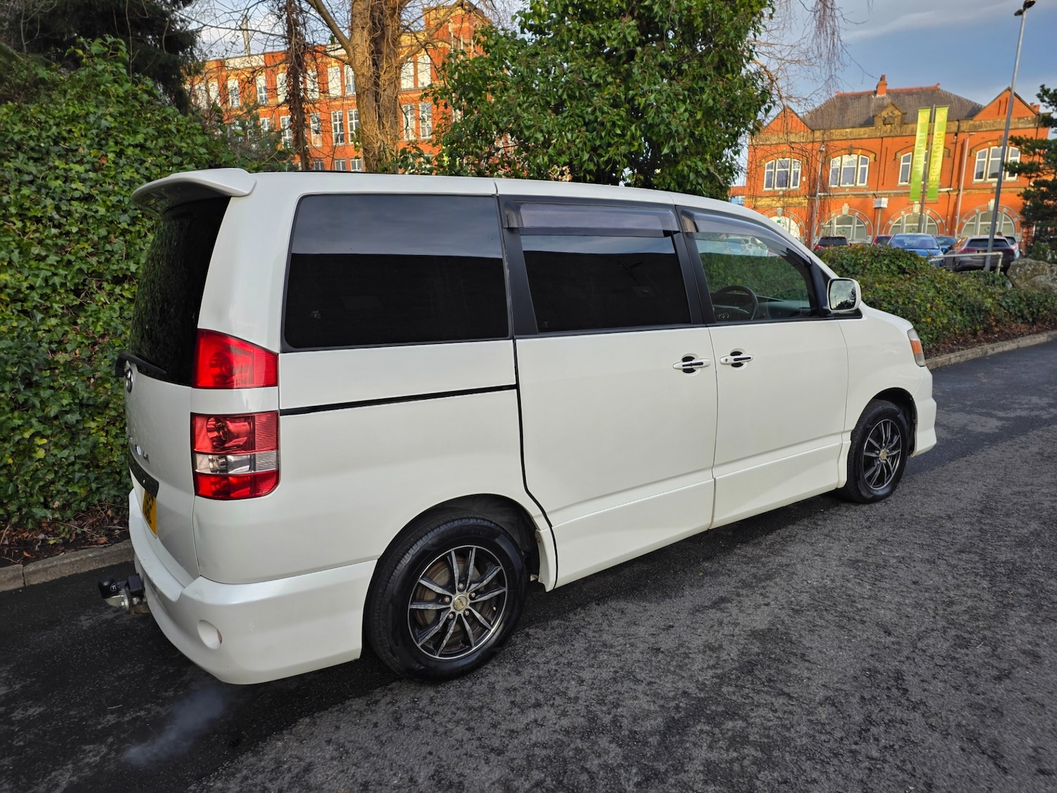 Used Toyota Noah 2019 for sale - 76374515: Photo 6