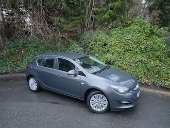 2015 (15) - 1.6 CDTi 16V ecoFLEX Excite 5dr