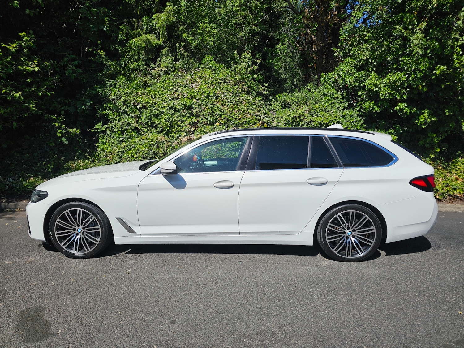 Used BMW 5 Series 2021 for sale - 78135127: Photo 11