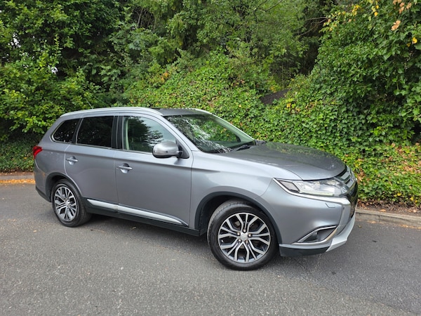 Used Mitsubishi Outlander 2016 for sale - 75612764: Photo 1