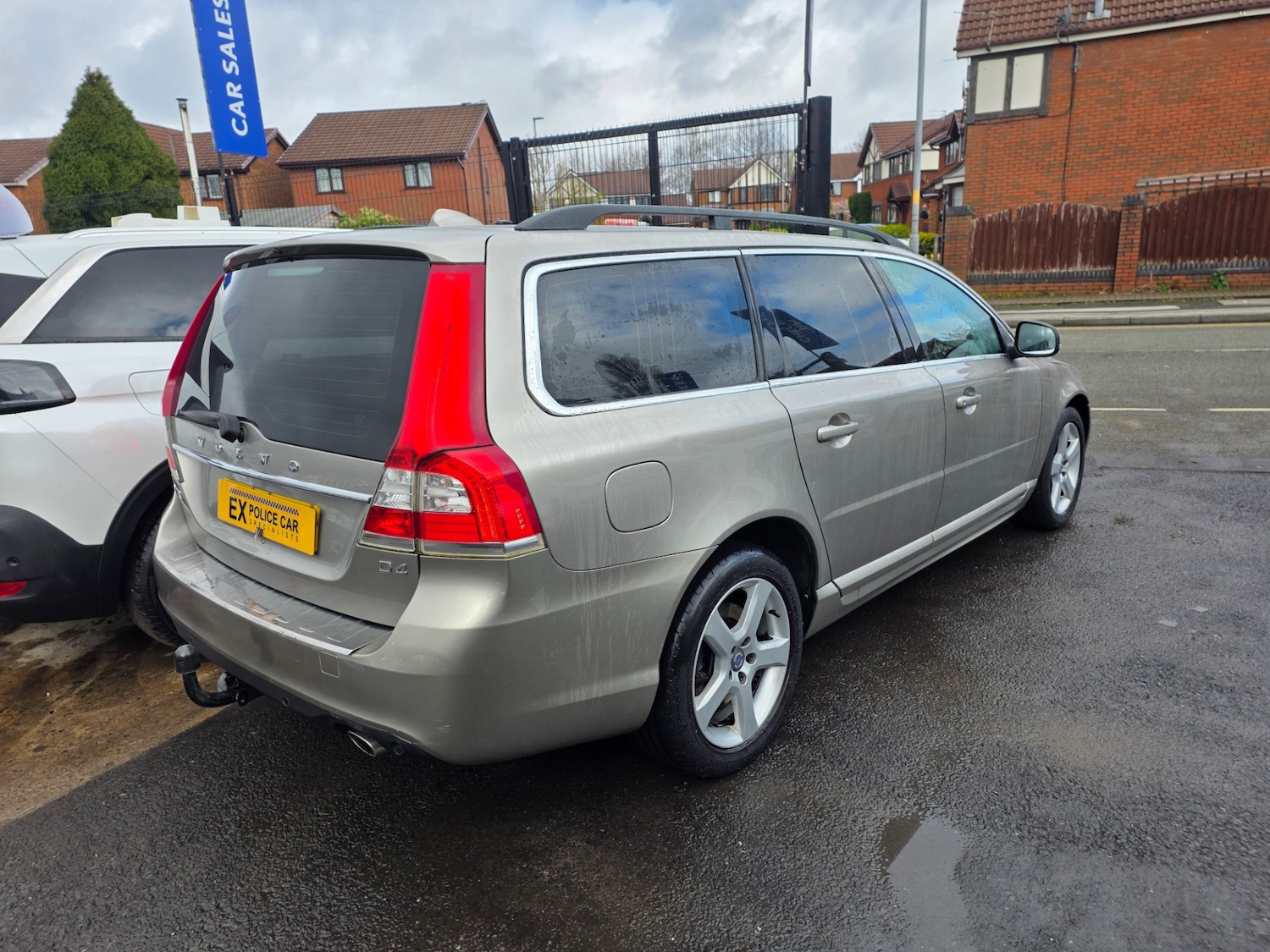 Used Volvo V70 2017 for sale - 78071083: Photo 2