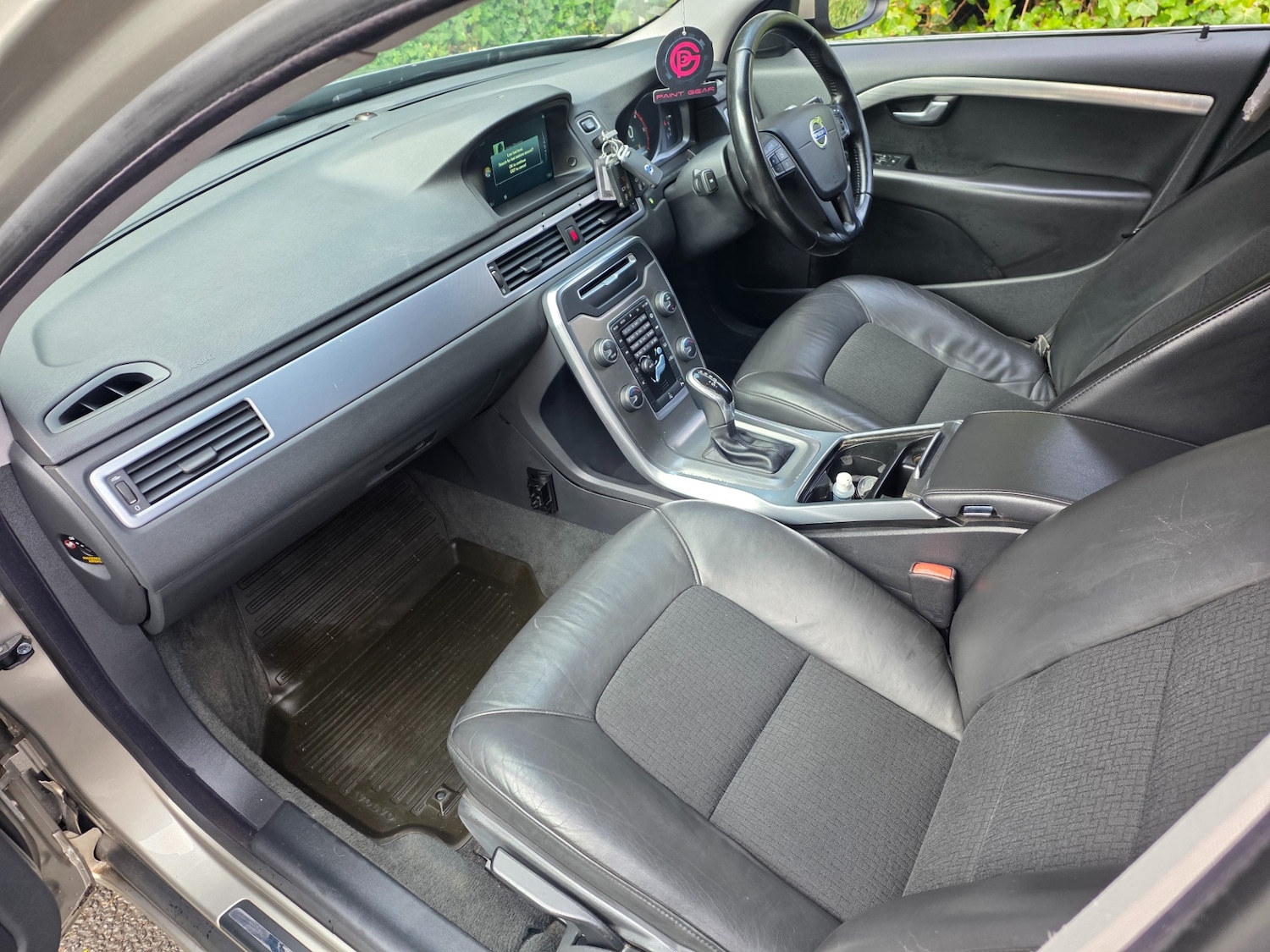 Used Volvo V70 2017 for sale - 78071083: Photo 4