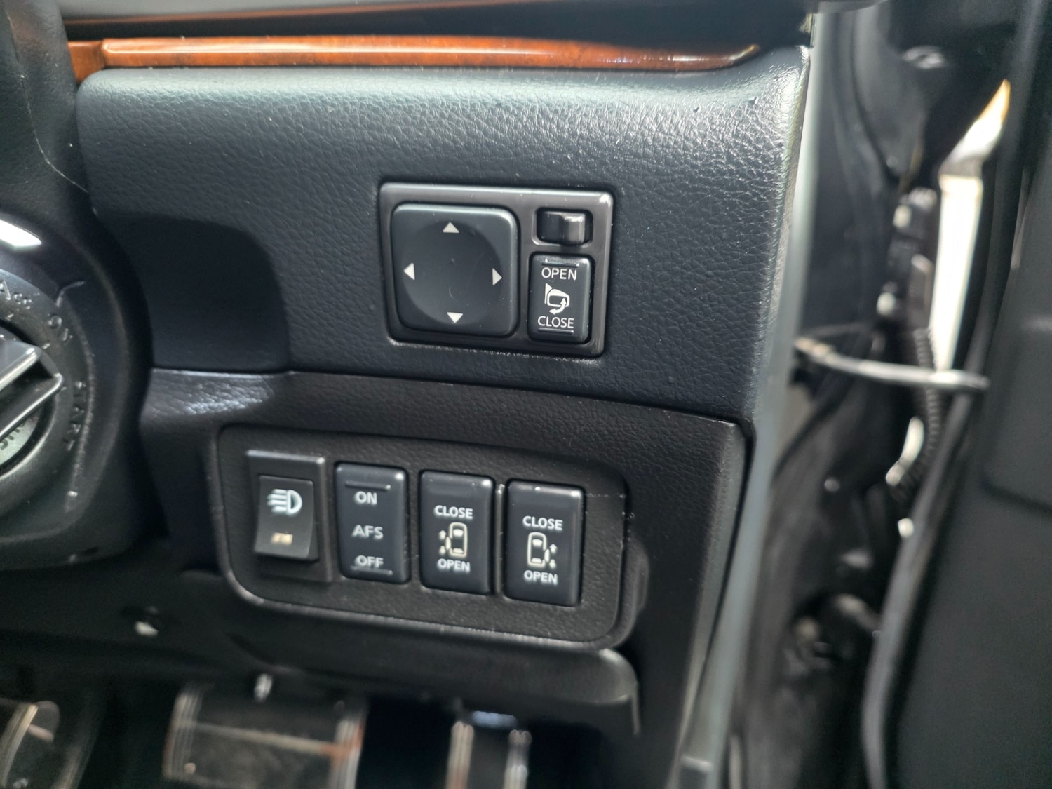 Used Nissan Elgrand 2021 for sale - 77314202: Photo 15