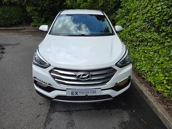 Used Hyundai Santa Fe 2017 for sale - 78611616: Photo