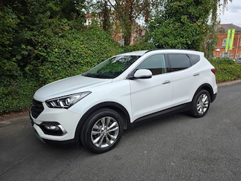 Used Hyundai Santa Fe 2016 for sale - 75235392: Photo