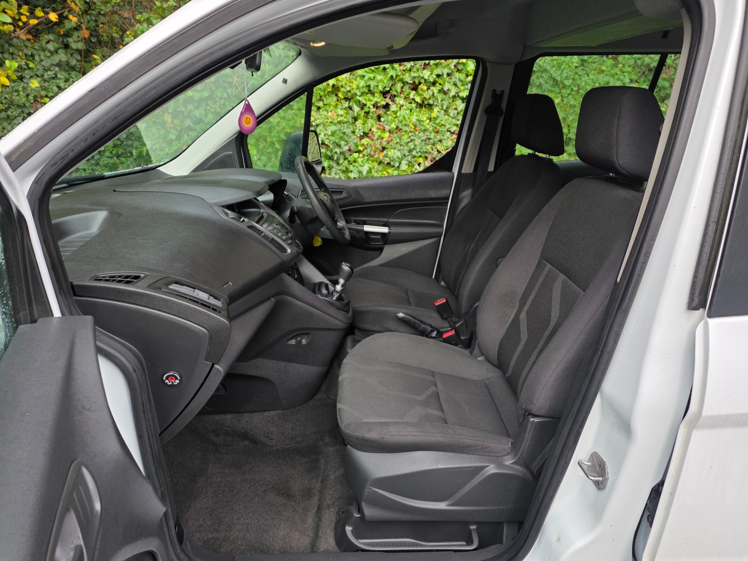 Used Ford Grand Tourneo Connect 2015 for sale - 76058410: Photo 16