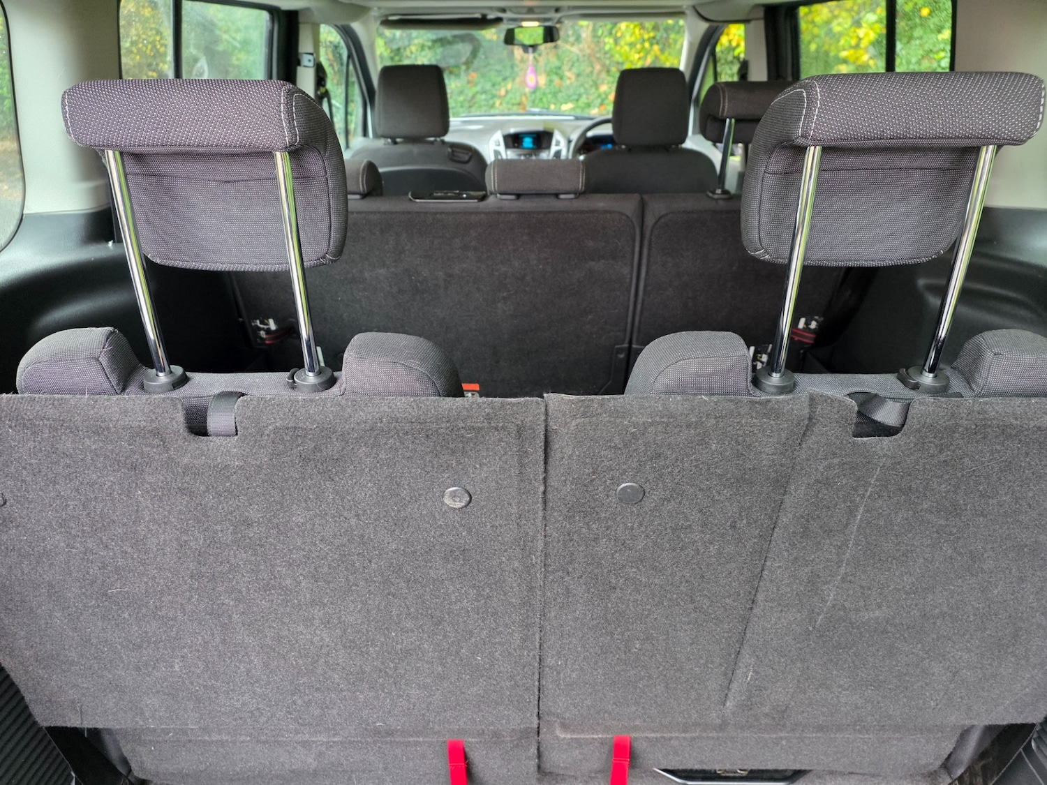 Used Ford Grand Tourneo Connect 2015 for sale - 76058410: Photo 18