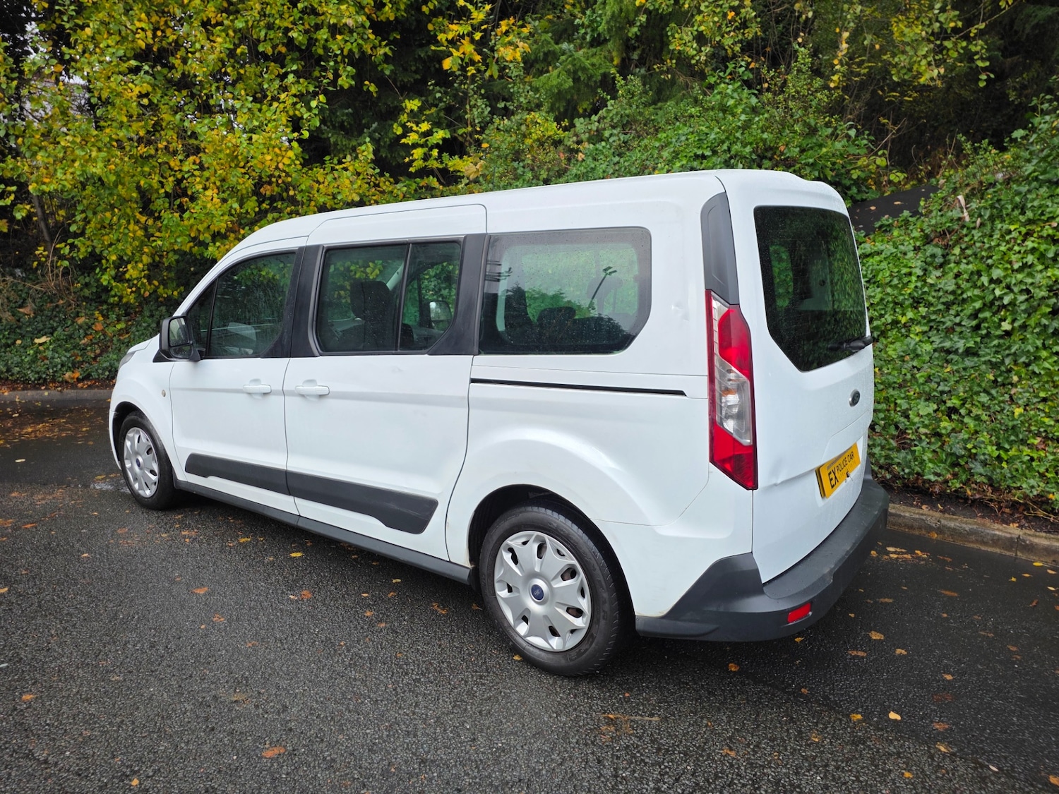 Used Ford Grand Tourneo Connect 2015 for sale - 76058410: Photo 6