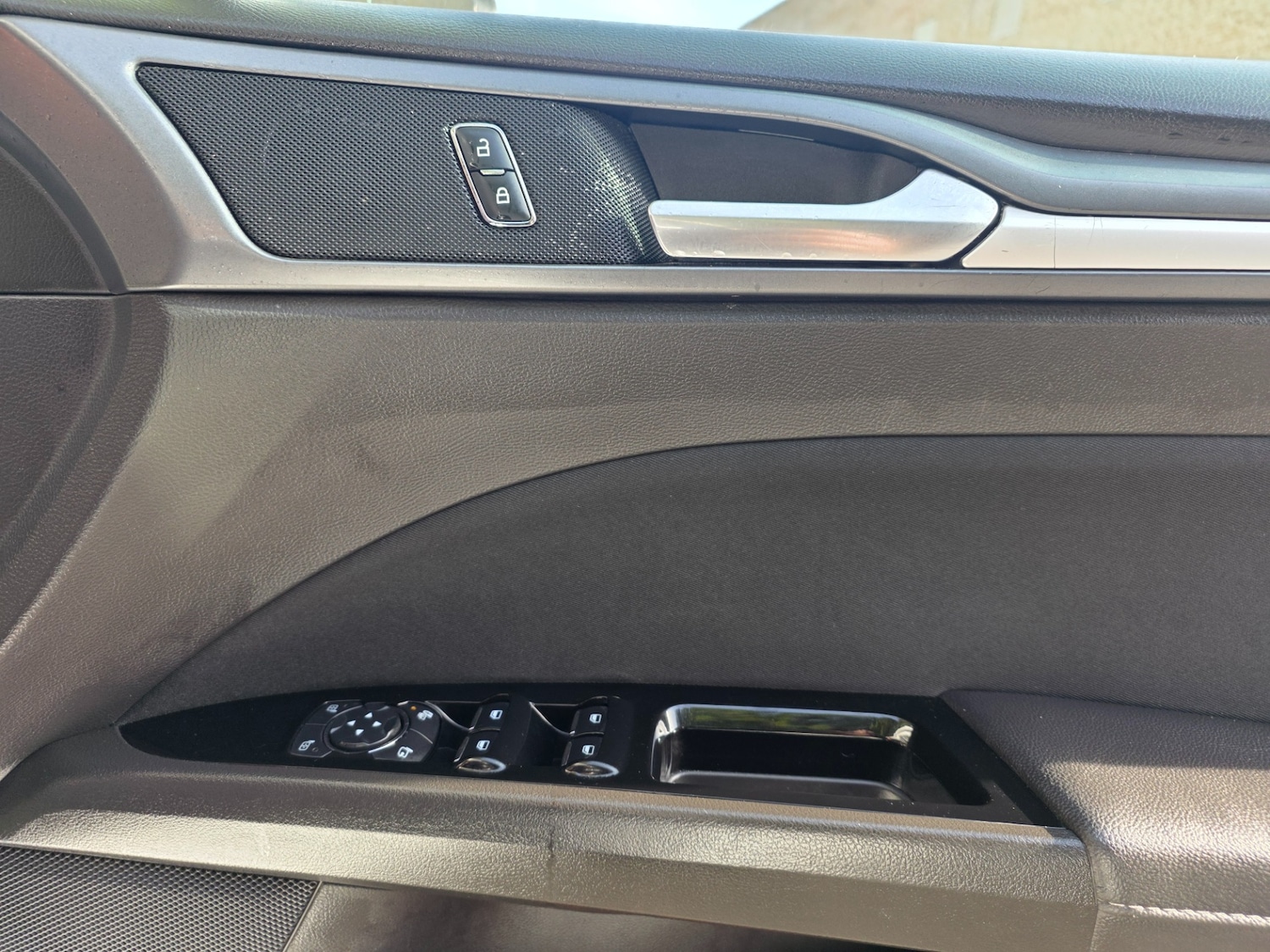 Used Ford Mondeo 2019 for sale - 75925638: Photo 14