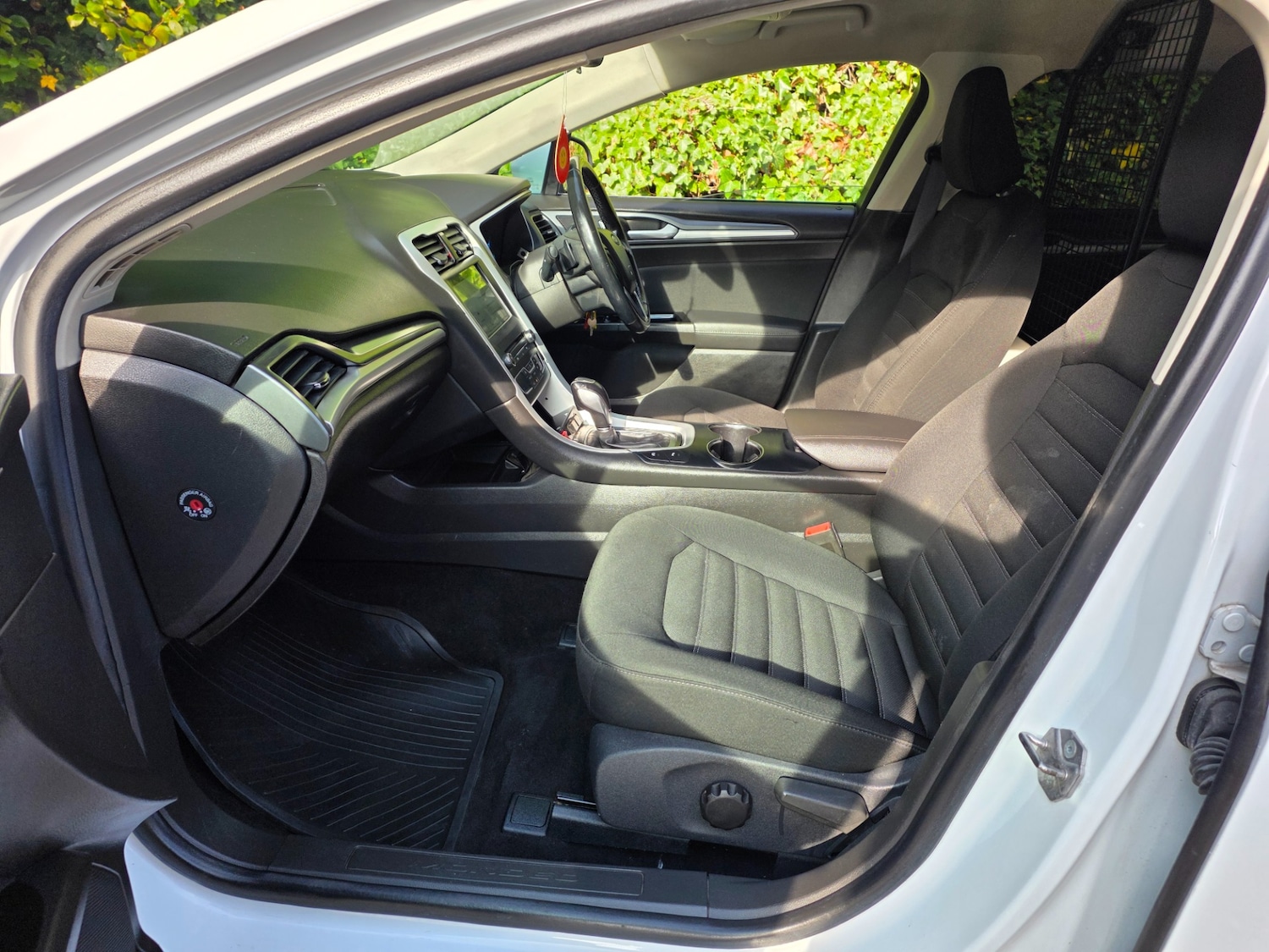 Used Ford Mondeo 2019 for sale - 75925638: Photo 22