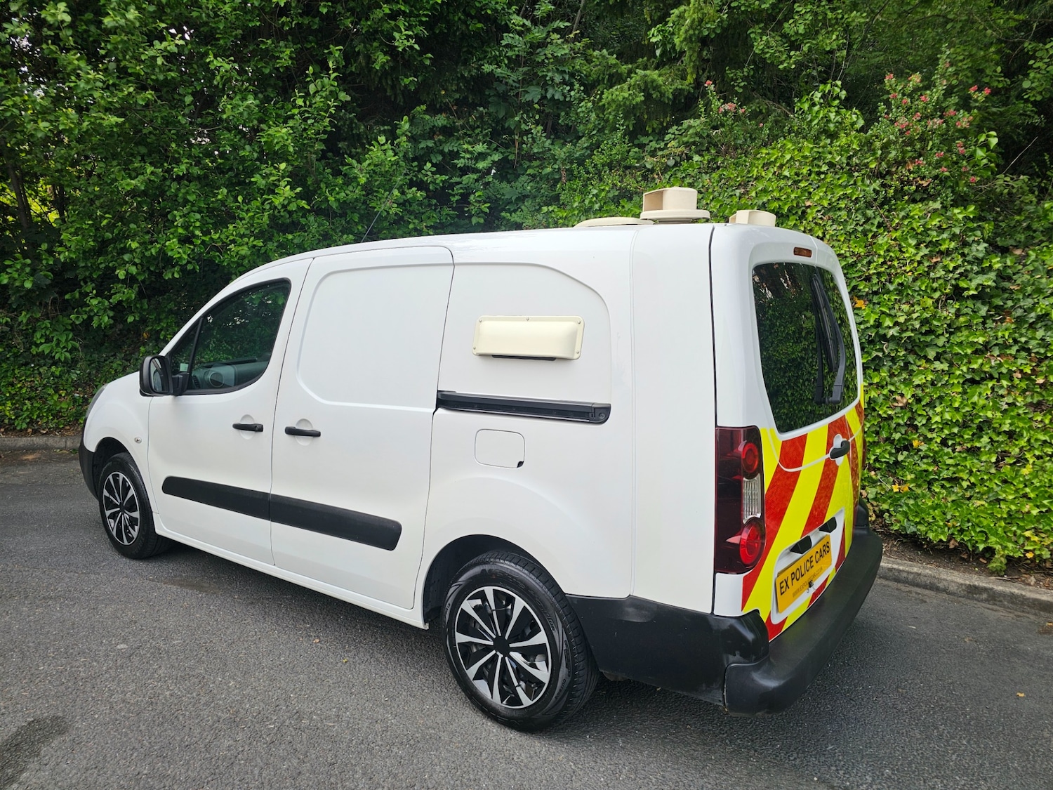 Vehicle 9
