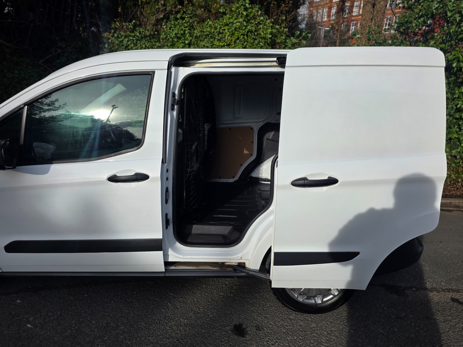 Used Ford Transit Courier 2021 for sale - 77475740: Photo 17