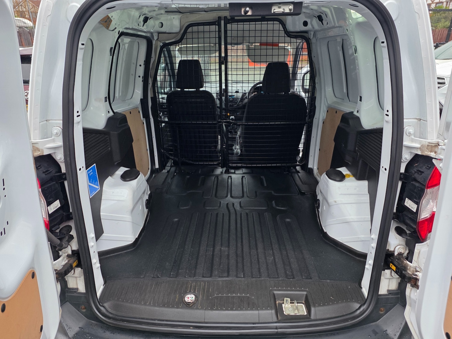 Used Ford Transit Courier 2021 for sale - 77475740: Photo 4