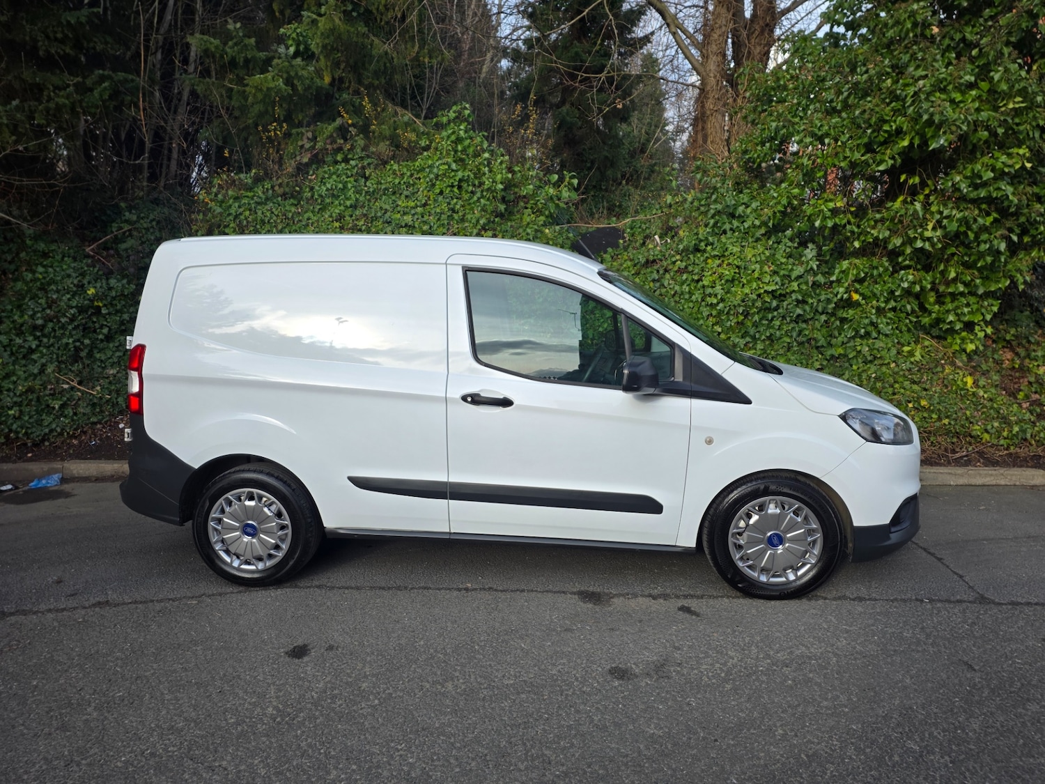 Used Ford Transit Courier 2021 for sale - 77475740: Photo 6