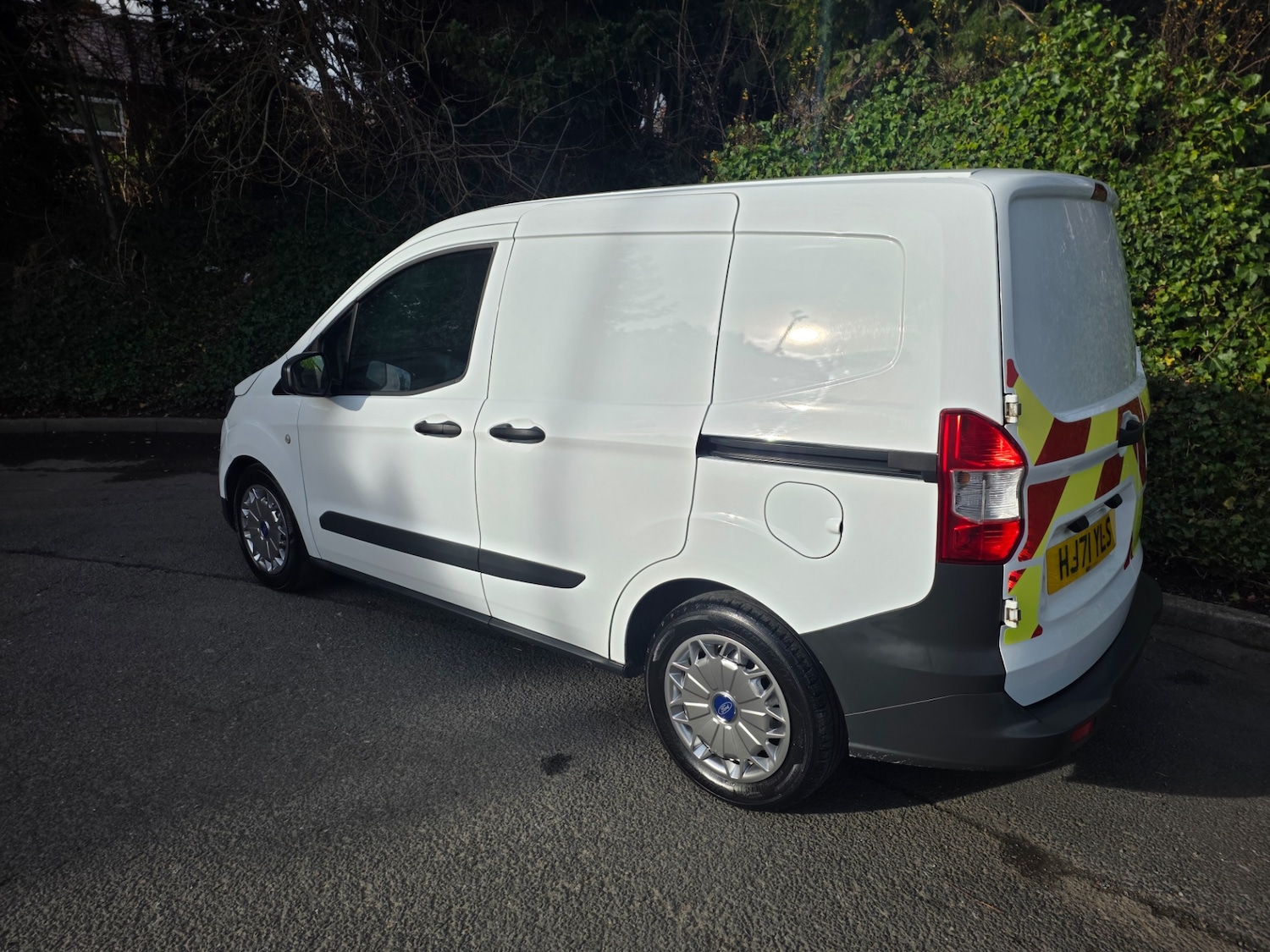 Used Ford Transit Courier 2021 for sale - 77475740: Photo 8