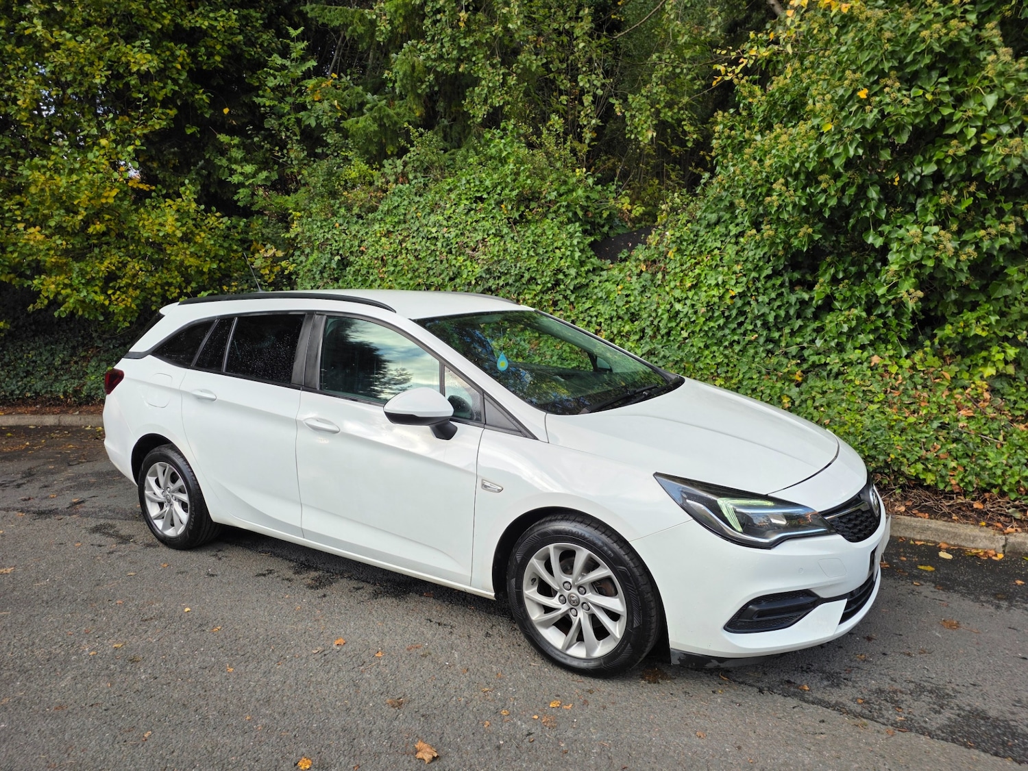 Used Vauxhall Astra 2020 for sale - 76376994: Photo 2