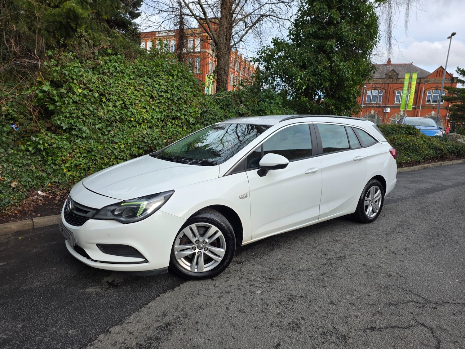 Used Vauxhall Astra 2019 for sale - 77259029: Photo 4