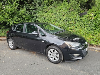 Used Vauxhall Astra 2015 for sale - 75300172: Photo