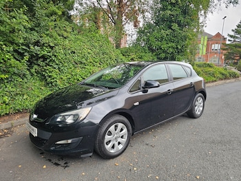 Used Vauxhall Astra 2015 for sale - 75300172: Photo