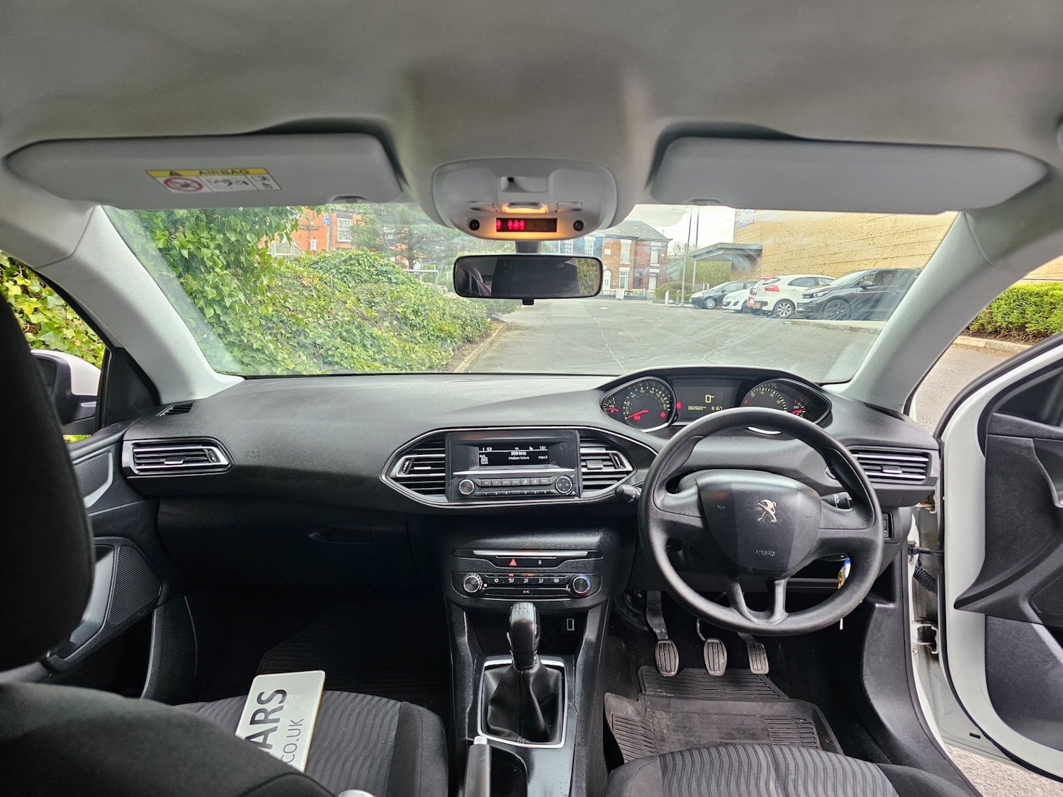 Used Peugeot 308 2017 for sale - 76951529: Photo 7