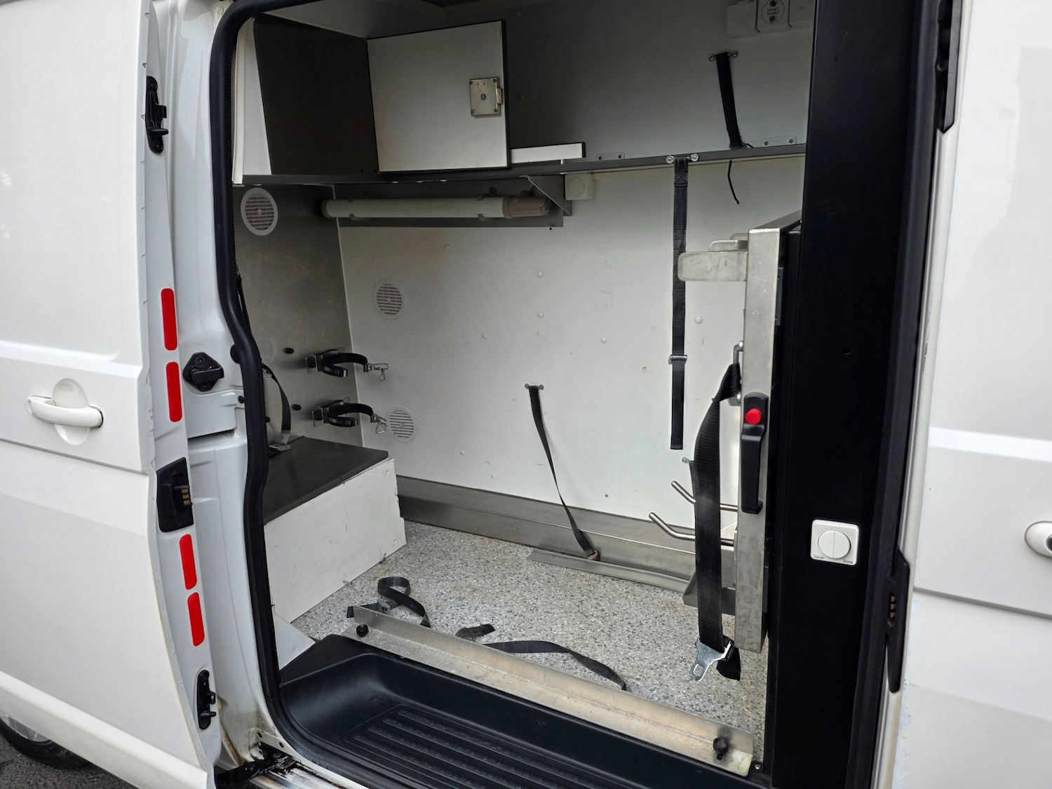 Used Volkswagen Transporter 2018 for sale - 76011948: Photo 12