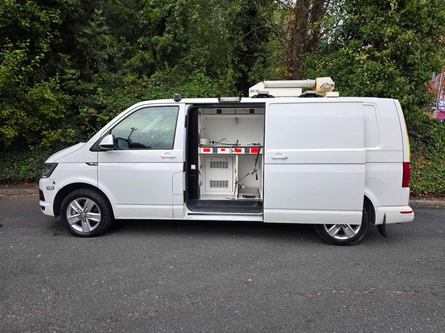 Used Volkswagen Transporter 2018 for sale - 76011948: Photo 8