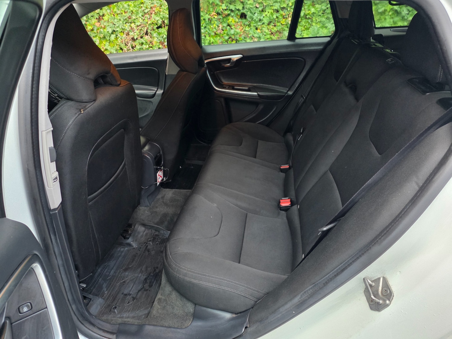 Used Volvo V60 2018 for sale - 76305354: Photo 11