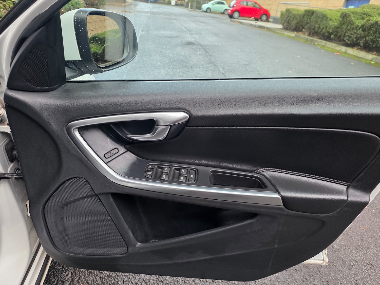 Used Volvo V60 2018 for sale - 76305354: Photo 14