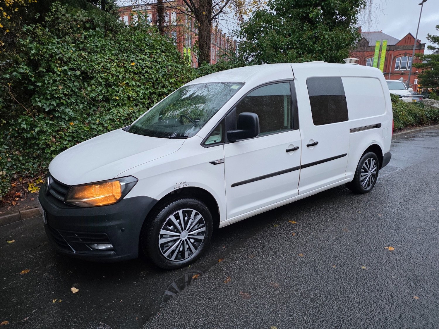 Used Volkswagen Caddy Maxi 2018 for sale - 76380249: Photo 5