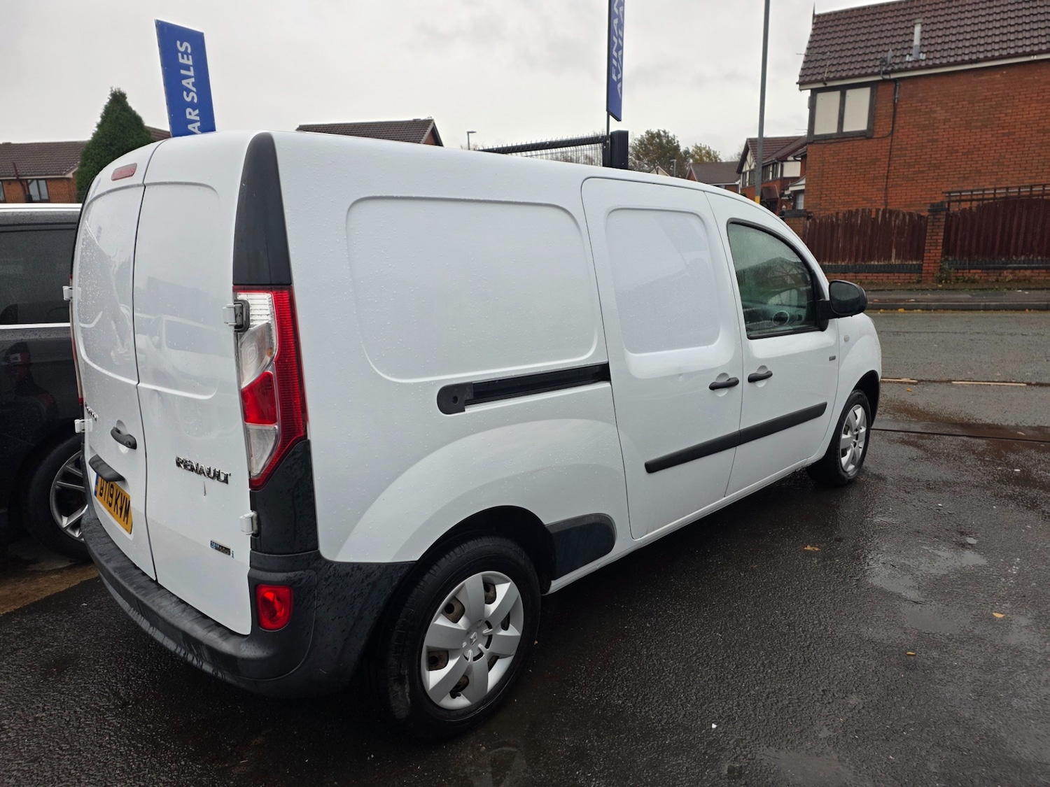 Used Renault Kangoo 2019 for sale - 76397273: Photo 2